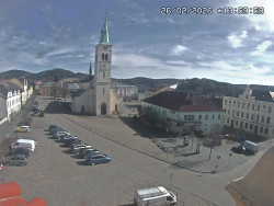 Náměstí, koste sv. Markéty