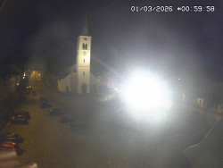 Náměstí, koste sv. Markéty