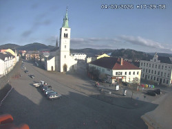 Náměstí, koste sv. Markéty