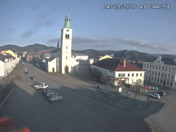 Náměstí, koste sv. Markéty