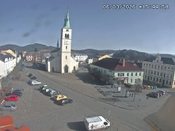 Náměstí, koste sv. Markéty