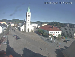 Náměstí, koste sv. Markéty