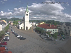 Náměstí, koste sv. Markéty