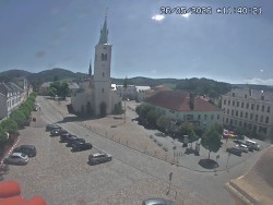 Náměstí, koste sv. Markéty
