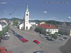 Náměstí, koste sv. Markéty