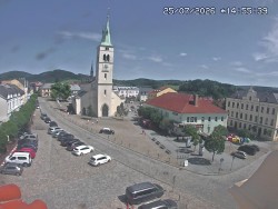 Náměstí, koste sv. Markéty