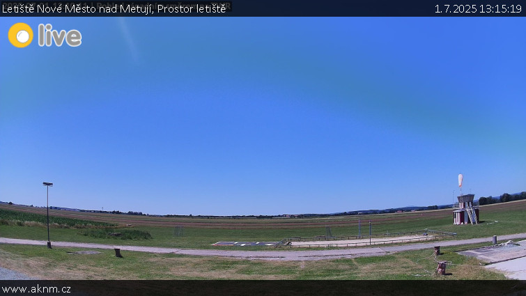 Letiště Nové Město nad Metují - Prostor letiště - 1.7.2025 v 13:15 Letiště Nové Město nad Metují - Prostor letiště - 1.7.2025 v 13:15