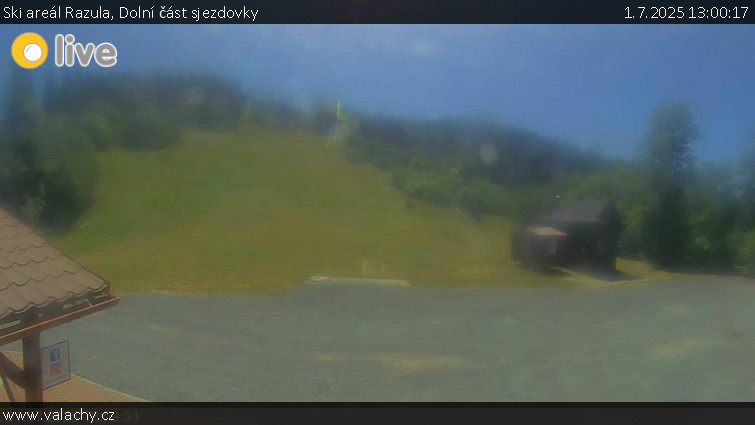 Ski areál Razula - Dolní část sjezdovky - 1.7.2025 v 13:00