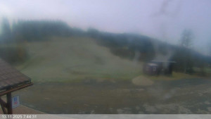 Ski areál Razula - Dolní část sjezdovky - 13.11.2025 v 07:45