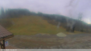 Ski areál Razula - Dolní část sjezdovky - 17.12.2025 v 10:45 Ski areál Razula - Dolní část sjezdovky - 17.12.2025 v 10:45