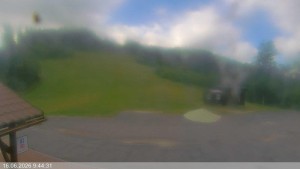 Ski areál Razula - Dolní část sjezdovky - 16.6.2026 v 09:45 Ski areál Razula - Dolní část sjezdovky - 16.6.2026 v 09:45