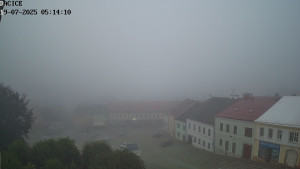 Město Dačice - Palackého náměstí - 19.7.2025 v 05:15