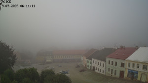 Město Dačice - Palackého náměstí - 19.7.2025 v 06:15