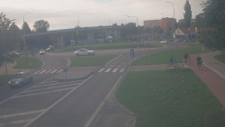Křižovatka ulic Velká Dlážka a Polní