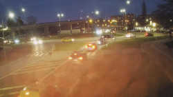 Křižovatka ulic Velká Dlážka a Polní