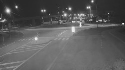 Křižovatka ulic Velká Dlážka a Polní