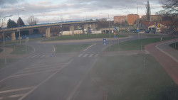 Křižovatka ulic Velká Dlážka a Polní