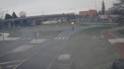 Křižovatka ulic Velká Dlážka a Polní