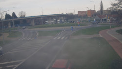 Křižovatka ulic Velká Dlážka a Polní