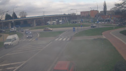 Křižovatka ulic Velká Dlážka a Polní