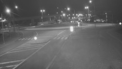 Křižovatka ulic Velká Dlážka a Polní