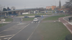 Křižovatka ulic Velká Dlážka a Polní