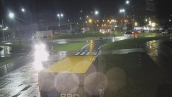 Křižovatka ulic Velká Dlážka a Polní