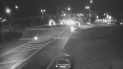 Křižovatka ulic Velká Dlážka a Polní