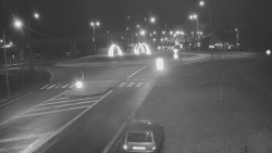 Křižovatka ulic Velká Dlážka a Polní