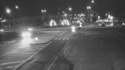 Křižovatka ulic Velká Dlážka a Polní