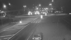 Křižovatka ulic Velká Dlážka a Polní