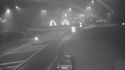 Křižovatka ulic Velká Dlážka a Polní