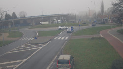 Křižovatka ulic Velká Dlážka a Polní