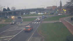 Křižovatka ulic Velká Dlážka a Polní