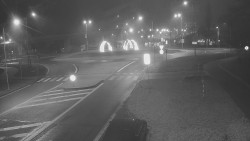 Křižovatka ulic Velká Dlážka a Polní