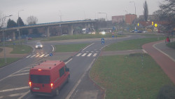 Křižovatka ulic Velká Dlážka a Polní