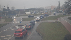 Křižovatka ulic Velká Dlážka a Polní