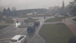 Křižovatka ulic Velká Dlážka a Polní