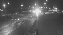 Křižovatka ulic Velká Dlážka a Polní