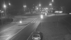 Křižovatka ulic Velká Dlážka a Polní