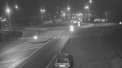 Křižovatka ulic Velká Dlážka a Polní