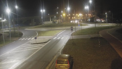 Křižovatka ulic Velká Dlážka a Polní