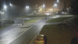 Křižovatka ulic Velká Dlážka a Polní