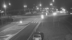 Křižovatka ulic Velká Dlážka a Polní