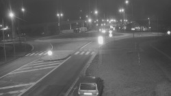 Křižovatka ulic Velká Dlážka a Polní