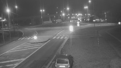 Křižovatka ulic Velká Dlážka a Polní