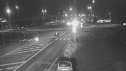 Křižovatka ulic Velká Dlážka a Polní