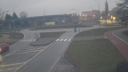 Křižovatka ulic Velká Dlážka a Polní