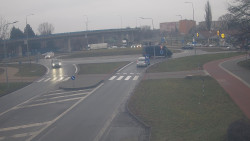 Křižovatka ulic Velká Dlážka a Polní