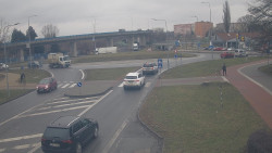 Křižovatka ulic Velká Dlážka a Polní